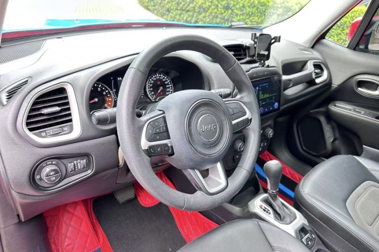 Used Jeep Renegade 2019 220T Automatic Leading Edition