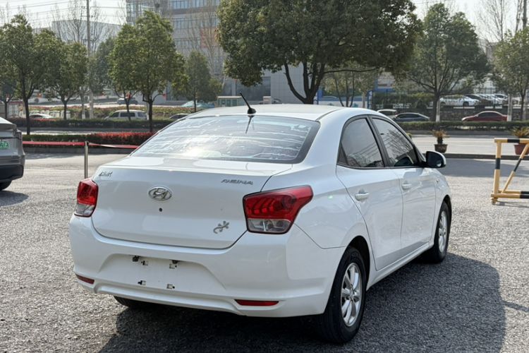 Used Hyundai Verna (older generation) 2017 1.4L Manual Colorful Skyroof Version China V Standard Exterior 7