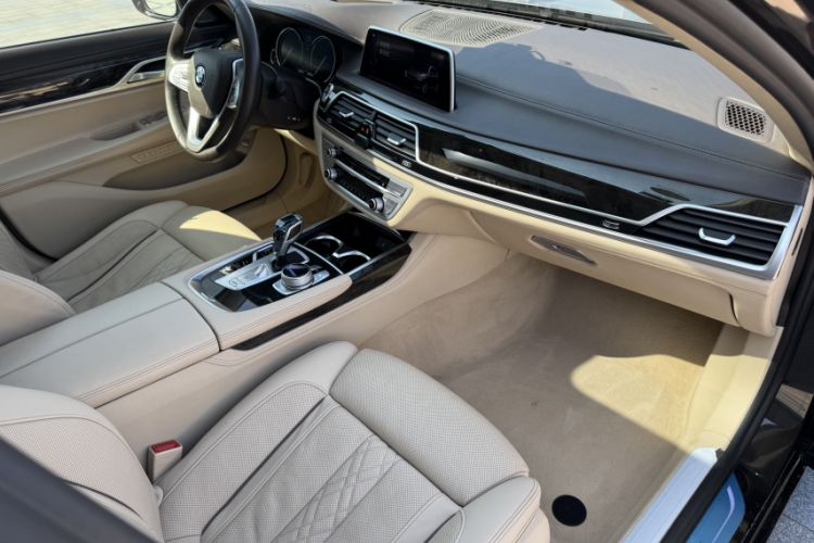 Used BMW 7 Series 2018 730Li Luxury Model Excellence Package
