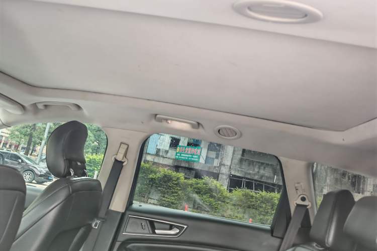 Used Ford Edge 2016 EcoBoost 245 Two-Wheel-Drive Titanium 7-Seater