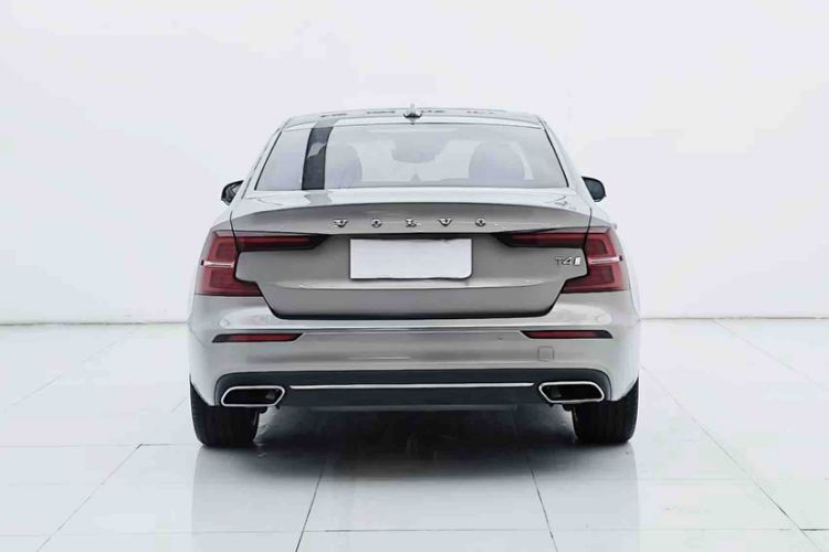 Used Volvo S60 2021 T4 Zhiyuan Luxury Edition