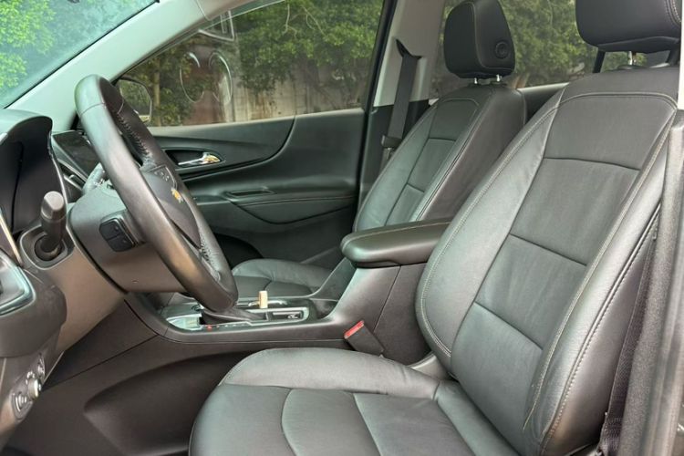 Used Chevrolet Equinox 2019 535T Automatic YuJie Edition China V Standard Interior 2