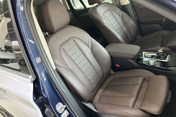 Used BMW iX3 2021 Leading Model
