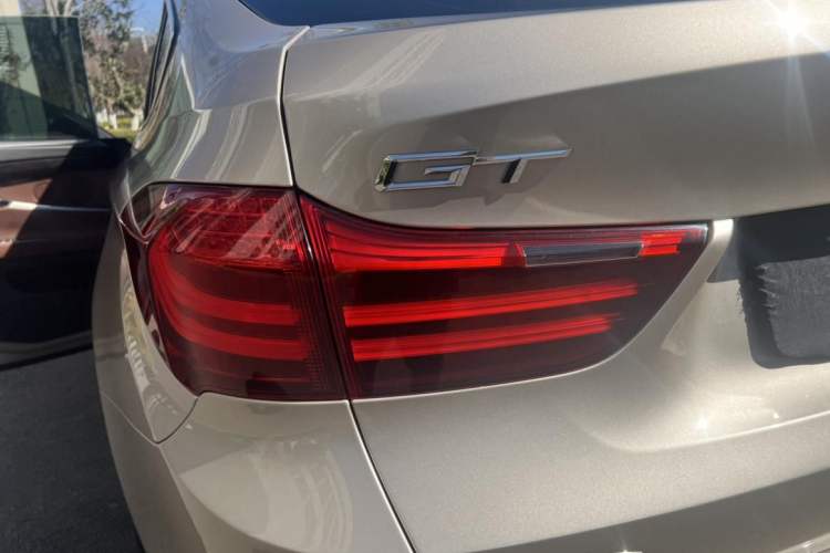 Used BMW 5 Series GT 2014 535i Leading Model
