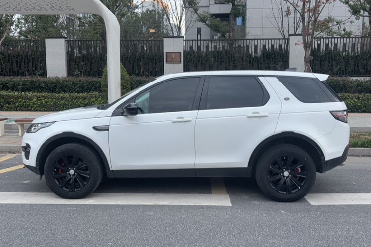 Used Land Rover Discovery Sport 2018 240 PS PURE Edition