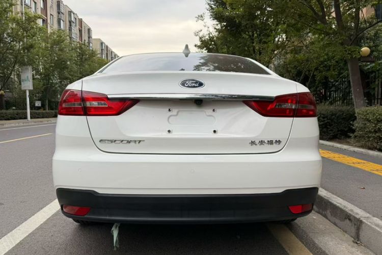 Used Ford Escort 2019 Revised Version 1.5L Automatic Enjoyment Type China VI Standard