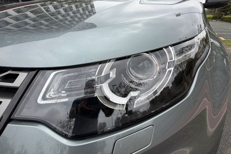 Used Land Rover Discovery Sport 2019 240 PS SE Version China VI Standard