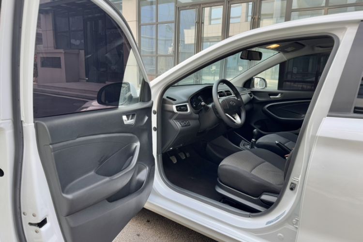 Used Hyundai Verna (older generation) 2020 1.4L Manual GL Refreshed Edition
