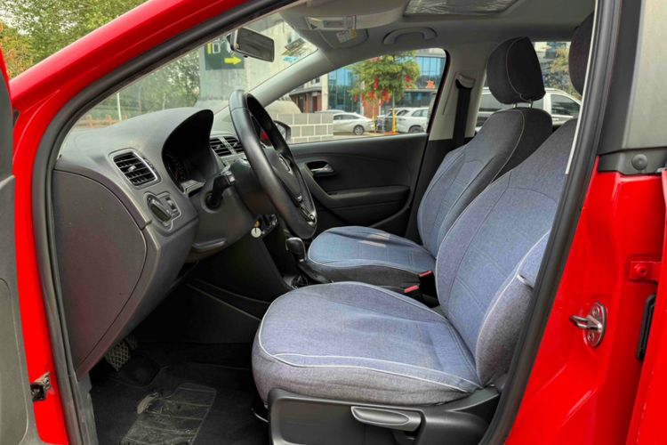 Used Volkswagen Polo 2018 1.5L Automatic Enjoyment Model Interior 12