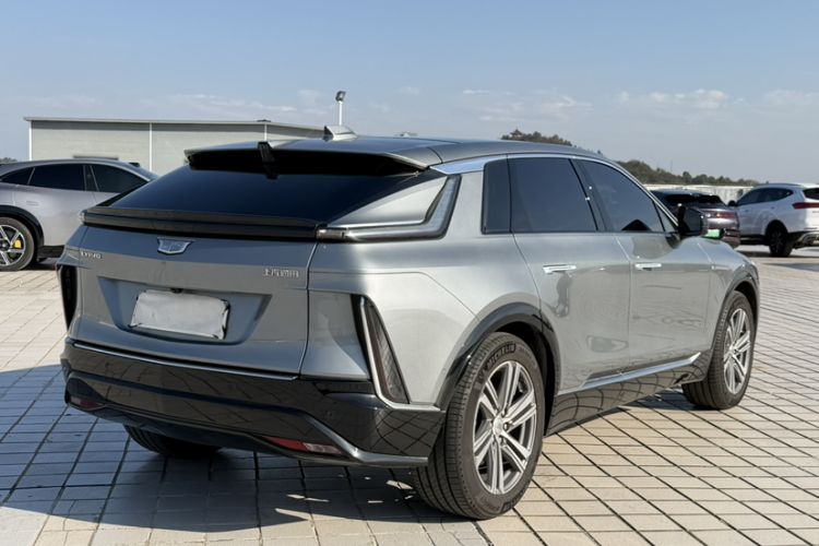 Used Cadillac LYRIQ 2024 Rear-Drive Standard Range Luxury Edition
