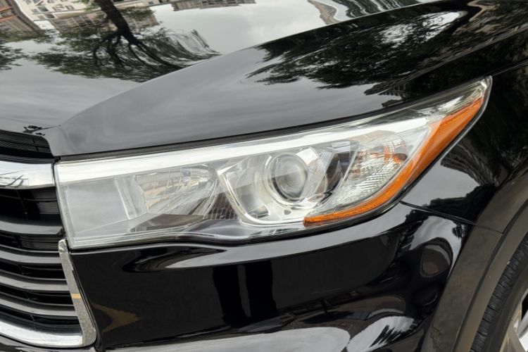 Used Toyota Highlander 2015 2.0T Two-Wheel Drive Luxury Edition 7 Seats Left Front Headlight