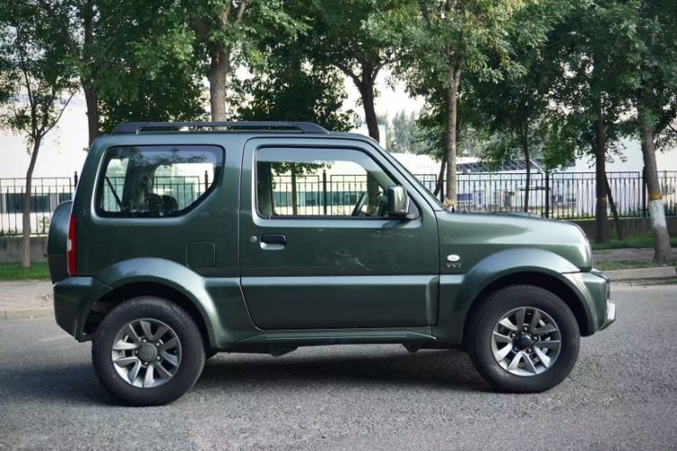 Used Suzuki Jimny 2015 1.3 AT JLX
