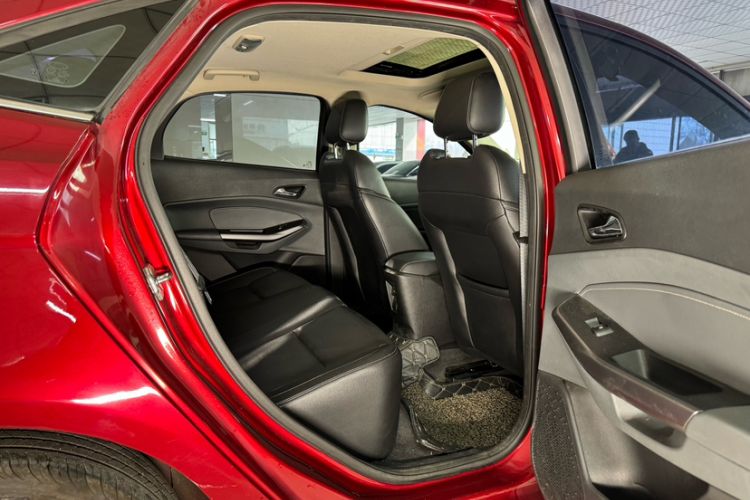 Used Ford Escort 2015 1.5L Automatic Fashion Model