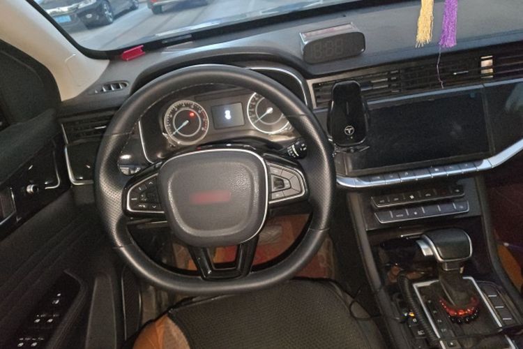 Used Sinotruk VGV U70 2020 1.5T Automatic Smart Enjoyment Elite Version 7 Seats