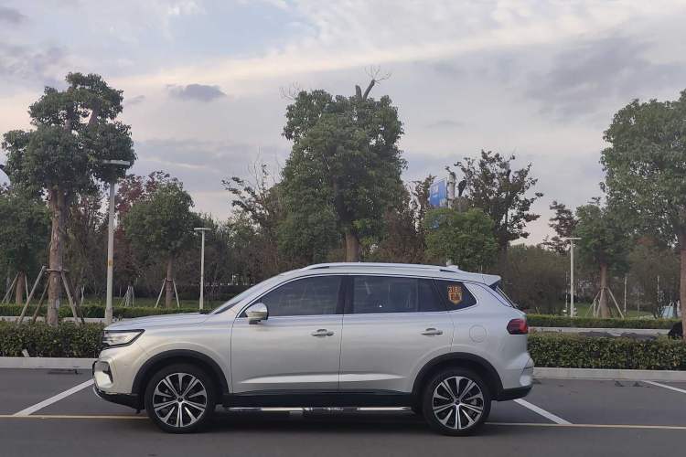 Used Roewe RX5 MAX 2021 Supreme Series 400TGI Automatic Luxury Cabin Edition
