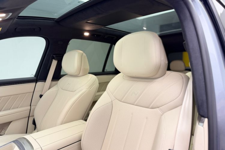 Used ONVO Luxeed L90 2025 Model—Max Six-Seater Version
