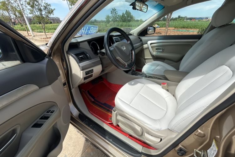 Used Dongfeng Aeolus A60 2014 1.6L Automatic Luxury Model