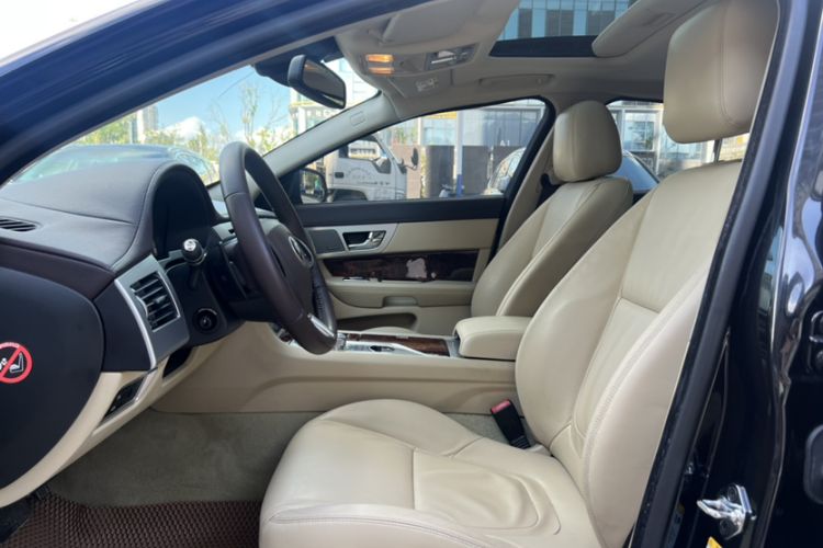 Used Jaguar XF 2014 XF 2.0T Luxury Edition