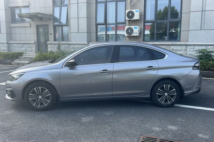 Used Peugeot 308 2016 1.6L Automatic Luxury Edition