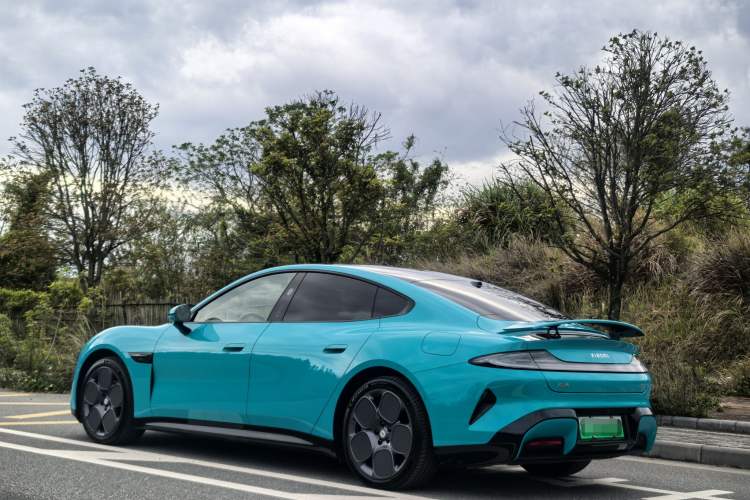 Used Xiaomi Auto SU7 2024 Rear-Drive Ultra-Long Range Advanced Pro-Level Intelligent Driving Version Exterior 6