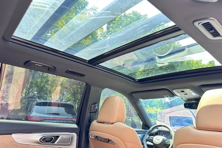 Used GAC Trumpchi ES9 2024 PHEV with 143 km Max
