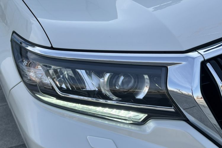 Used Toyota Prado 2018 3.5L Automatic TX-L with Rear-Mounted Spare Tire
