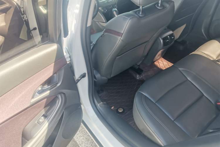 Used Chevrolet Malibu 2016 2.0L Automatic Luxury Edition