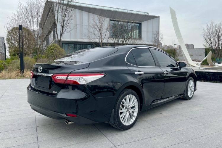 Used Toyota Camry 2019 2.5G Luxury Edition China VI Standard
