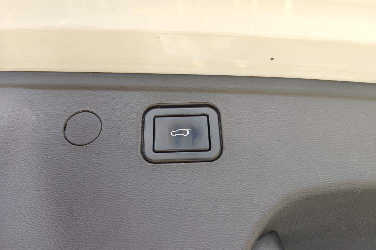 Used Wey VV7 2017 2.0T Flagship Model