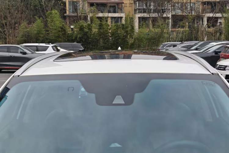 Used Geely Auto Emgrand X7 Sport 2016 1.8TD Automatic ZhiZun Version
