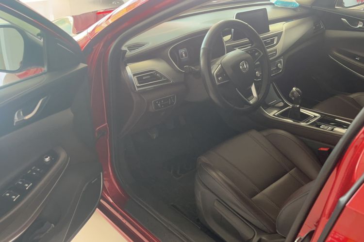 Used Changan Raeton CC 2018 1.5T Manual Elegant Model China V Standard