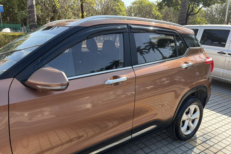 Used Baojun 510 2017 1.5L Manual Fashion Model