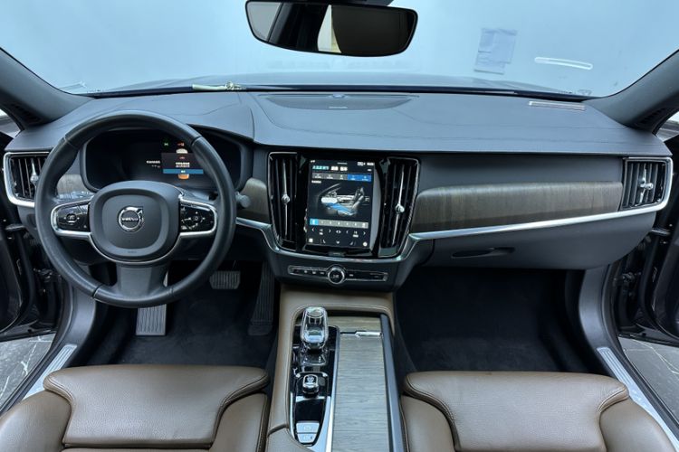 Used Volvo S90 2022 B5 Zhiyuan Luxury Edition