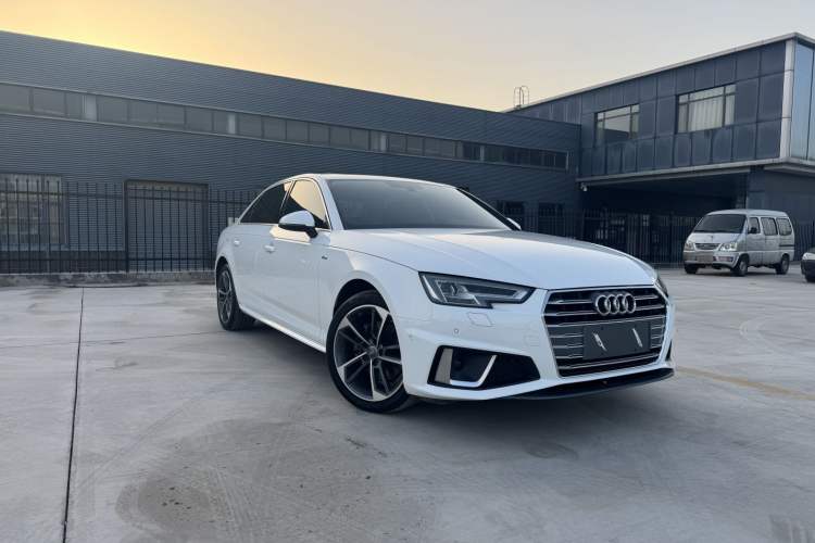 Used Audi A4L 2019 40 TFSI Fashion Edition China VI Emission Standard Exterior 2