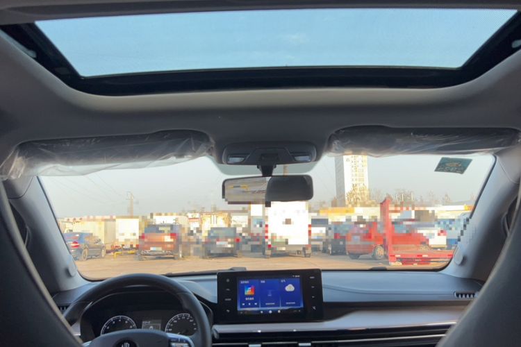 Used Livan X3 PRO 2022 1.5L Manual Little Cutie
