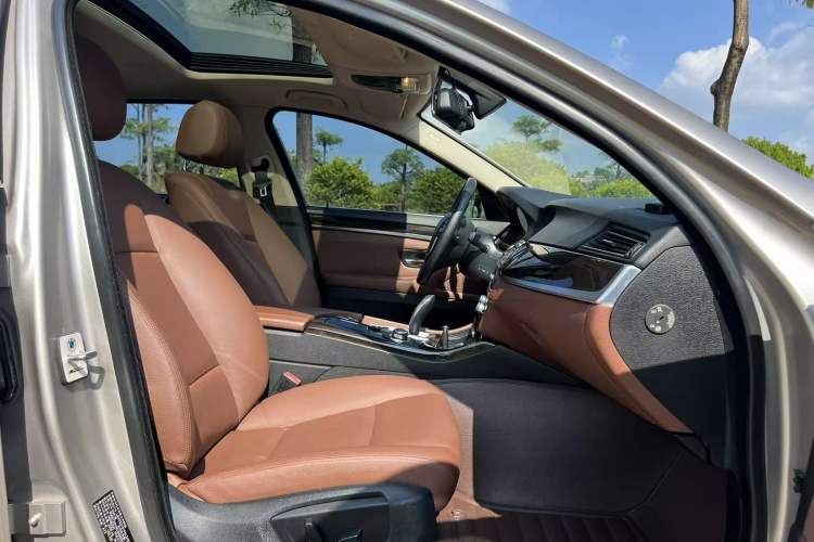 Used BMW 5 Series 2014 525Li Leading Model