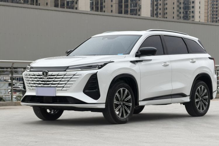 Used CHANGAN CS75 PLUS 2025 Model, 3rd Generation Champion Edition 1.5T Jinghang Version