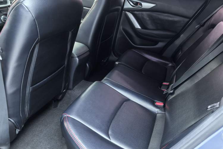 Used Mazda CX-4 2016 2.0L Automatic 2WD Blue Sky Dynamic Edition
