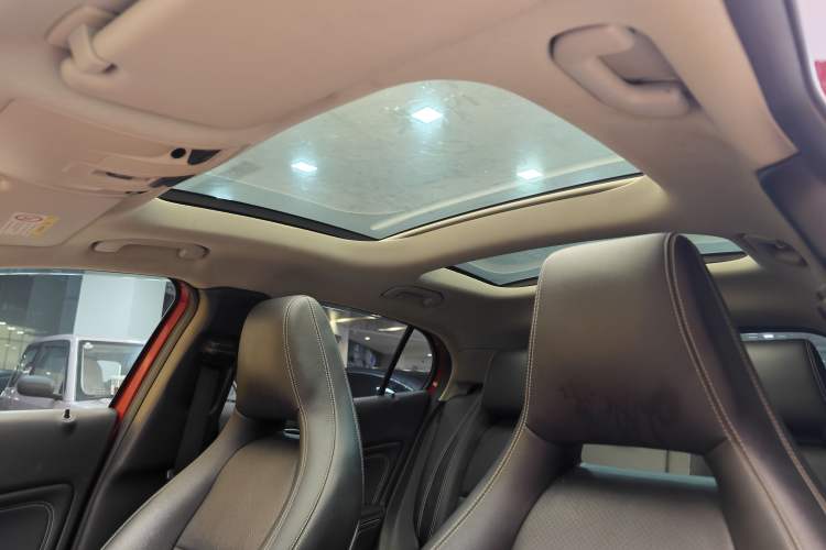 Used Mercedes-Benz GLA 2016 GLA 200 Fashion Model