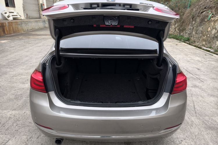 Used BMW 3 Series 2016 320Li Ambition Model