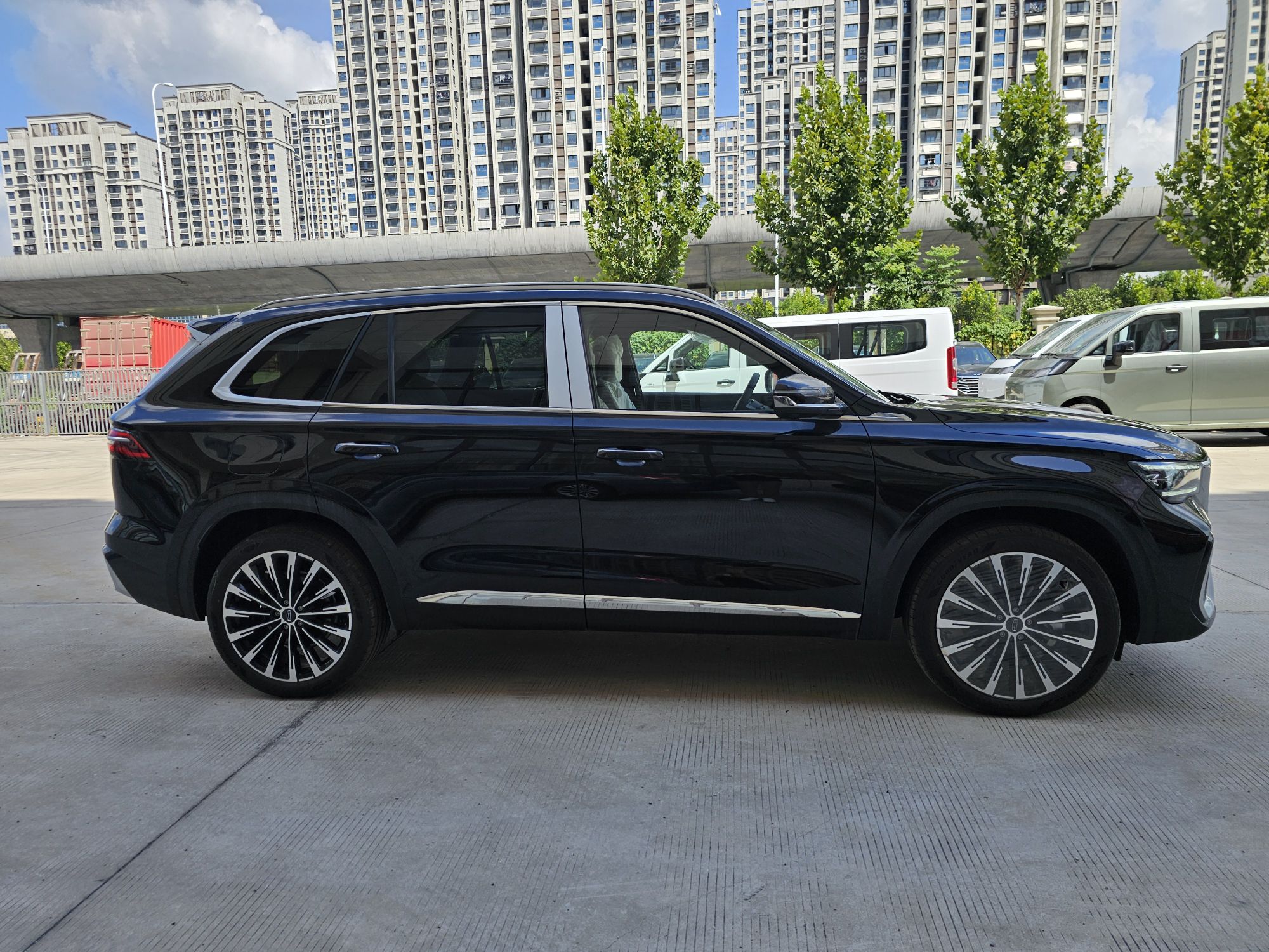 Hongqi HS3 PHEV 2024 PHEV 115km Jingwei Edition — снимка 15