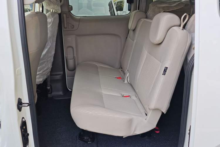 Used Nissan NV200 2018 1.6L CVT Luxury Model
