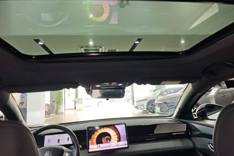 Used BYD Qin L 2025 EV 545KM Beyond Version Interior 6