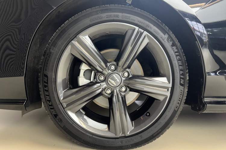 Used Honda Inspire 2025 260TURBO Elegant Edition