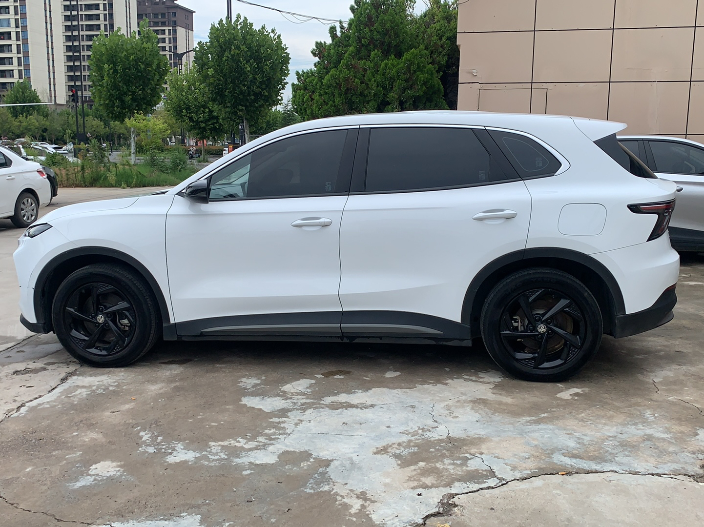 MG ES5 2025 425 Pro Rear-Drive Version — снимка 8