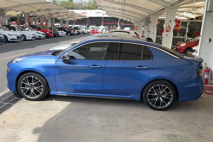 Used Lynk & Co 03 2018 1.5TD DCT JingPro Edition China V Standard Exterior 7