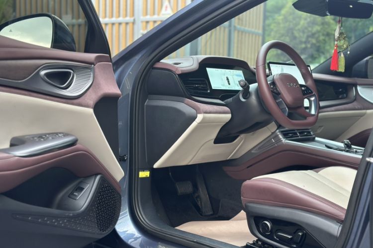 Used BYD Seal 2023 DM-i 1.5L 121km Prestige Model