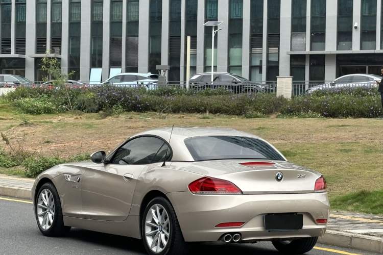 Used BMW Z4 2013 sDrive20i Leading Model
