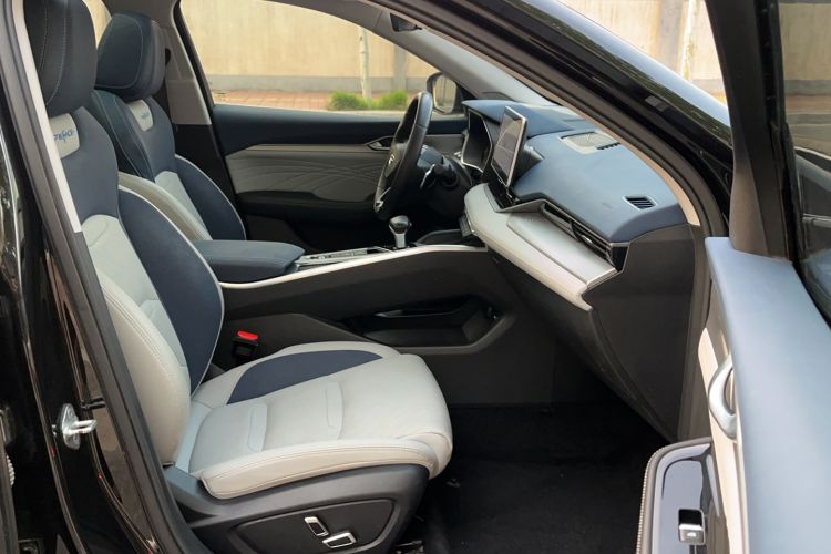 Used Geely Auto Preface 2023 2.0TD Prestige Version Right Front Seat