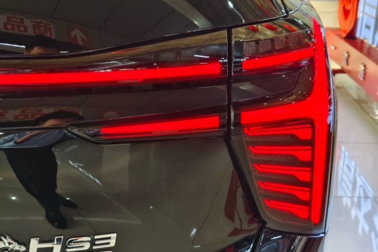 Used Hongqi HS3 2023 1.5T Two-Wheel Drive Shanwei Edition Exterior 8